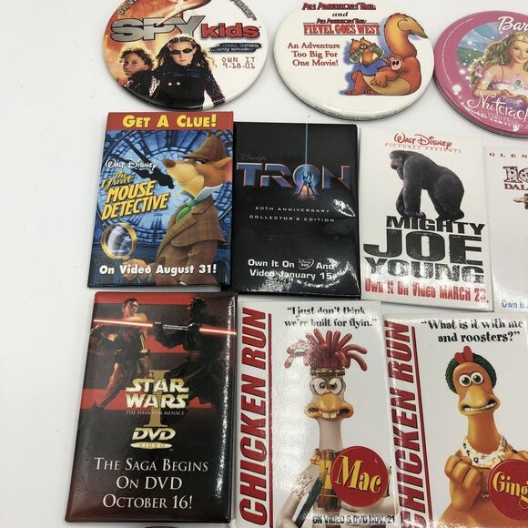 Movie Pins Buttons Pinback Disney Dreamworks Paramount Collectable Promo Vtg Lot - Picture 5 of 8